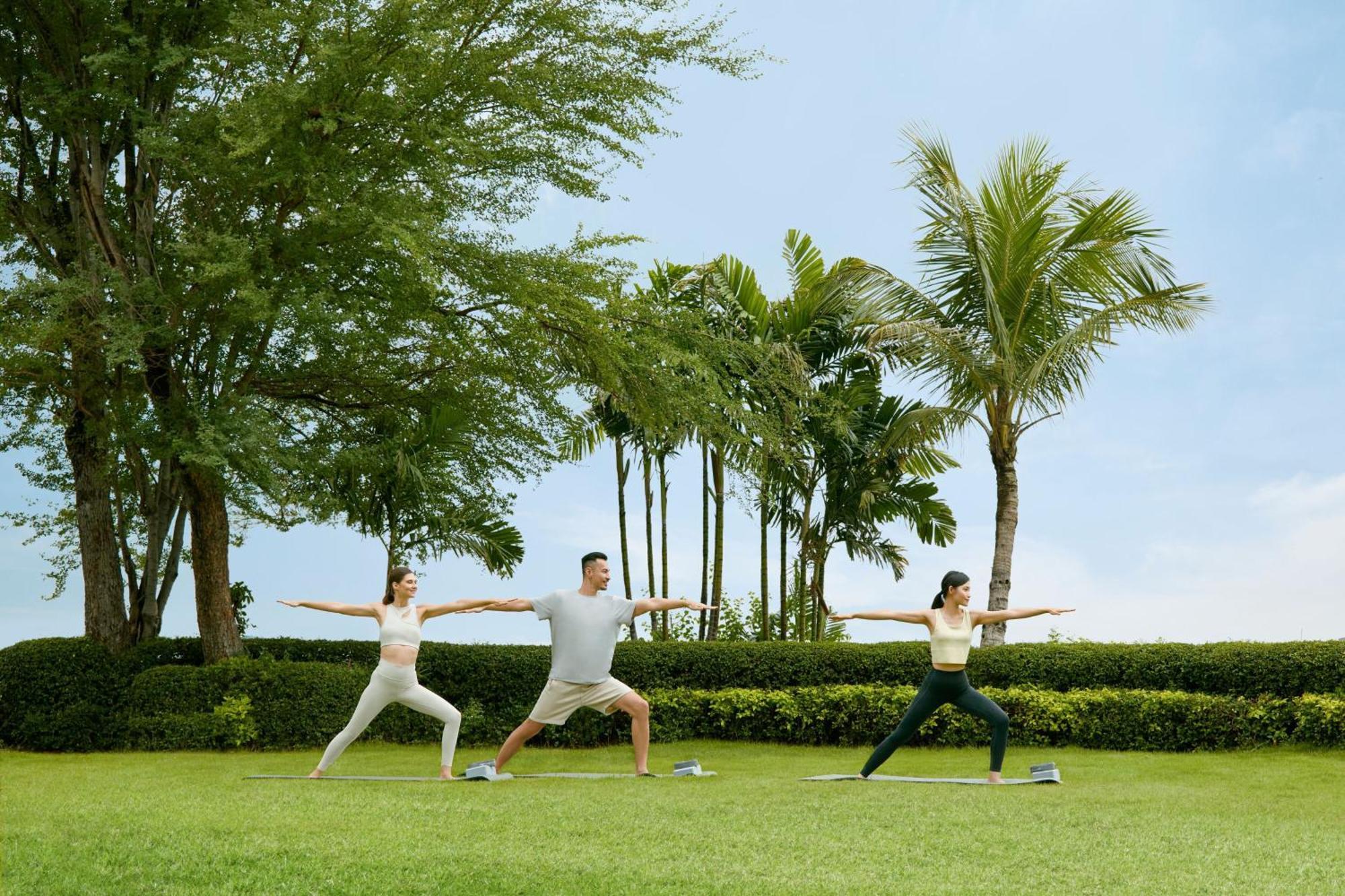 JW Marriott Hotel Surabaya Exteriör bild