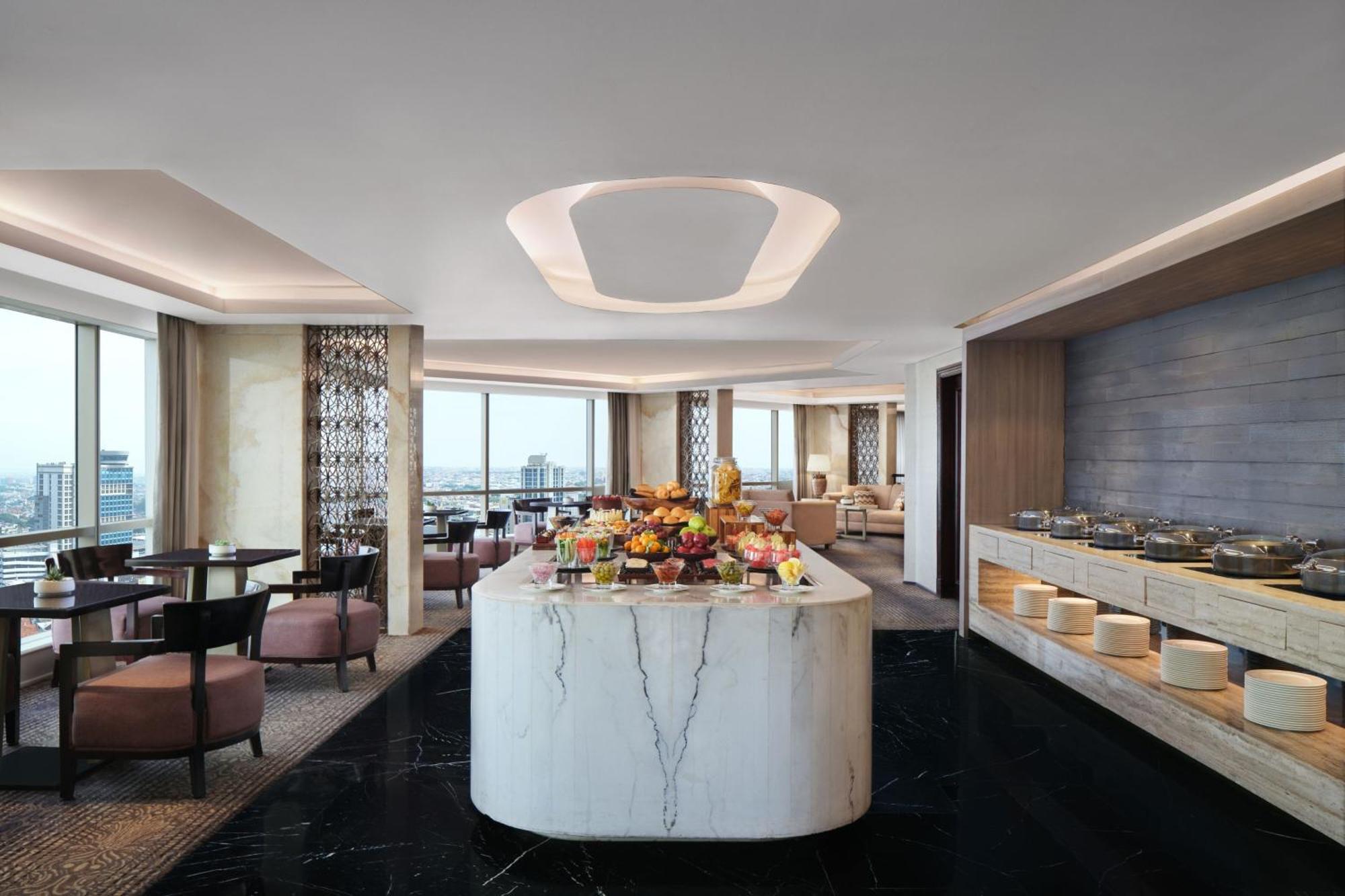 JW Marriott Hotel Surabaya Exteriör bild