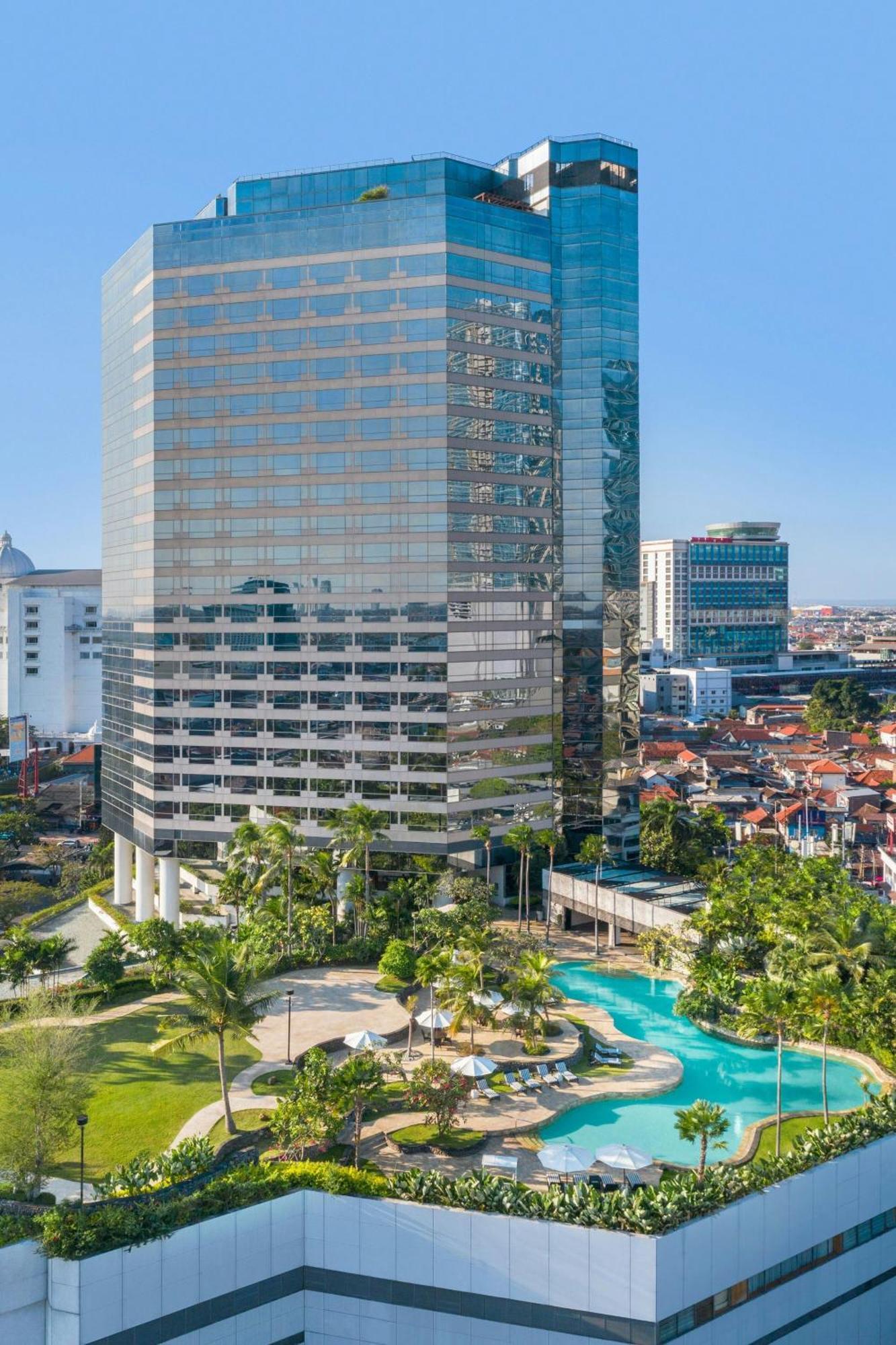 JW Marriott Hotel Surabaya Exteriör bild