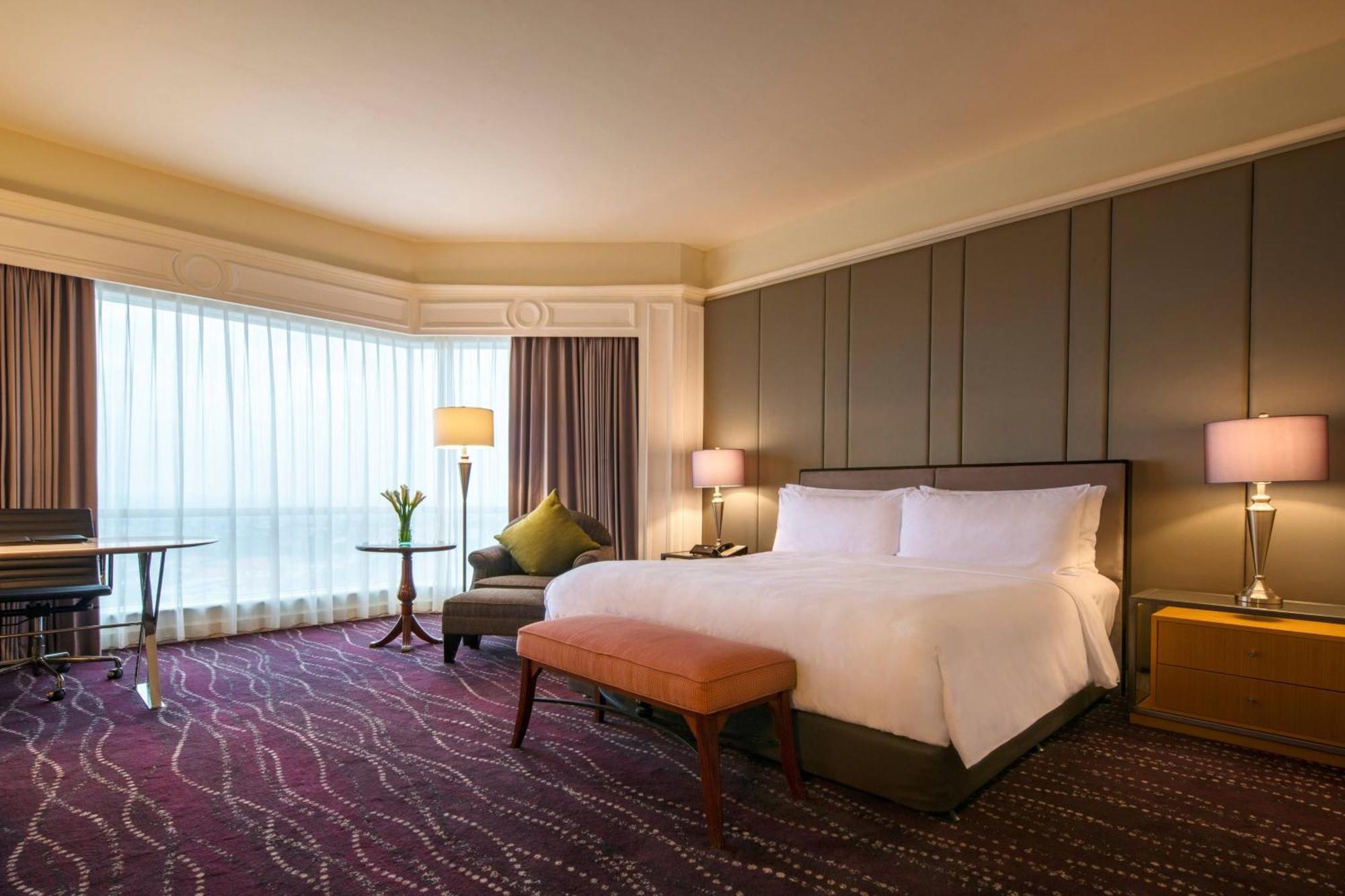 JW Marriott Hotel Surabaya Exteriör bild