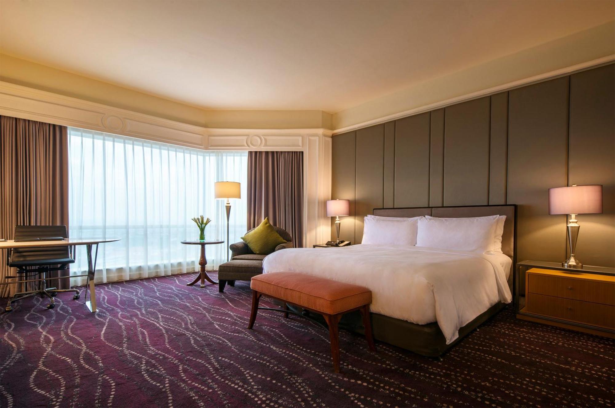 JW Marriott Hotel Surabaya Exteriör bild
